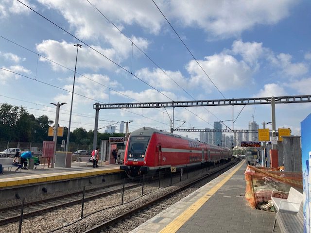 Travelling by public transport in Israel and Palestine